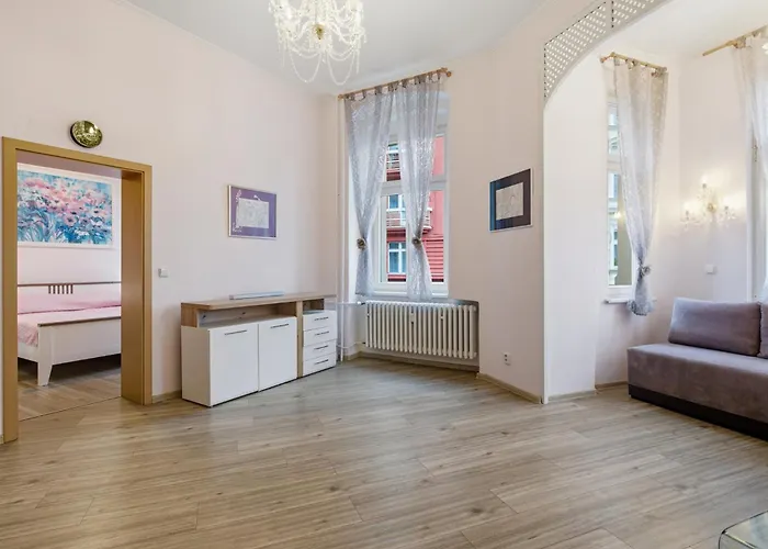 Pink Pearl Bright & Romantic Apartment Karlsbad